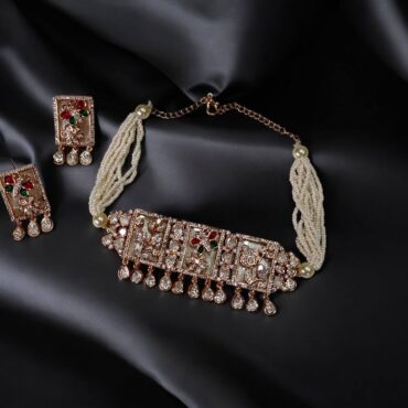 Trendy Piroyi Choker Set