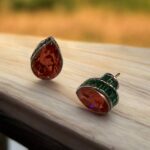 Swarovski Teardrop red and green - small studs