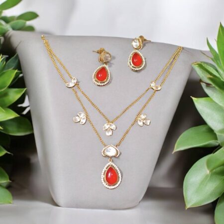 Two layered - with a tear drop pendant and earrings