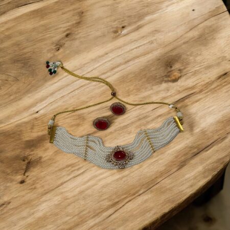 Pearl choker - Ruby